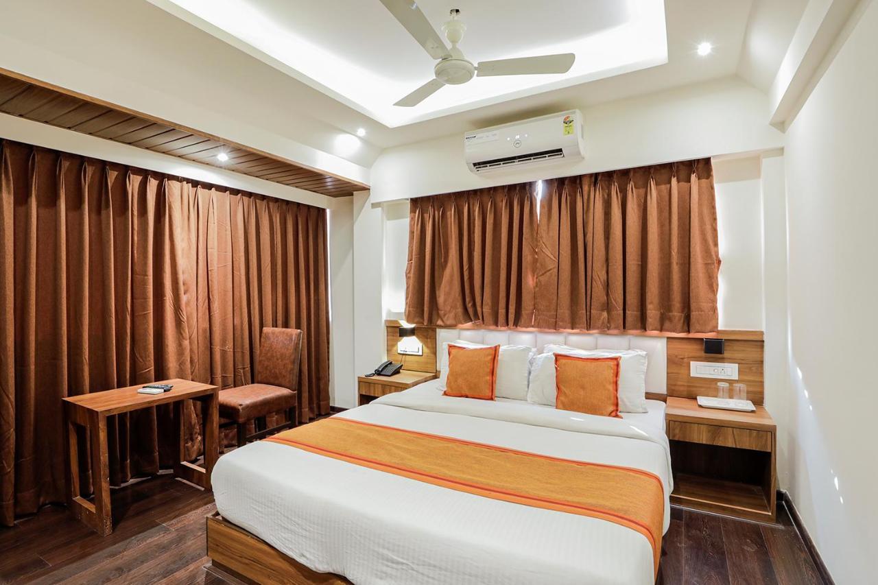 Hotel Ratna Mahal Bombay Esterno foto