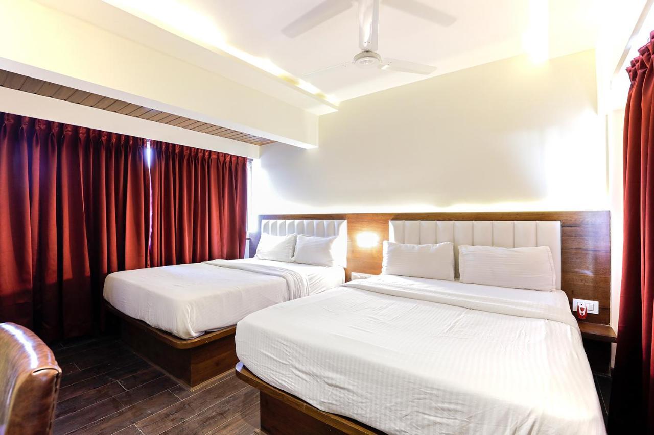 Hotel Ratna Mahal Bombay Esterno foto